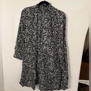 Shirtdress in tossed bouquet print size M